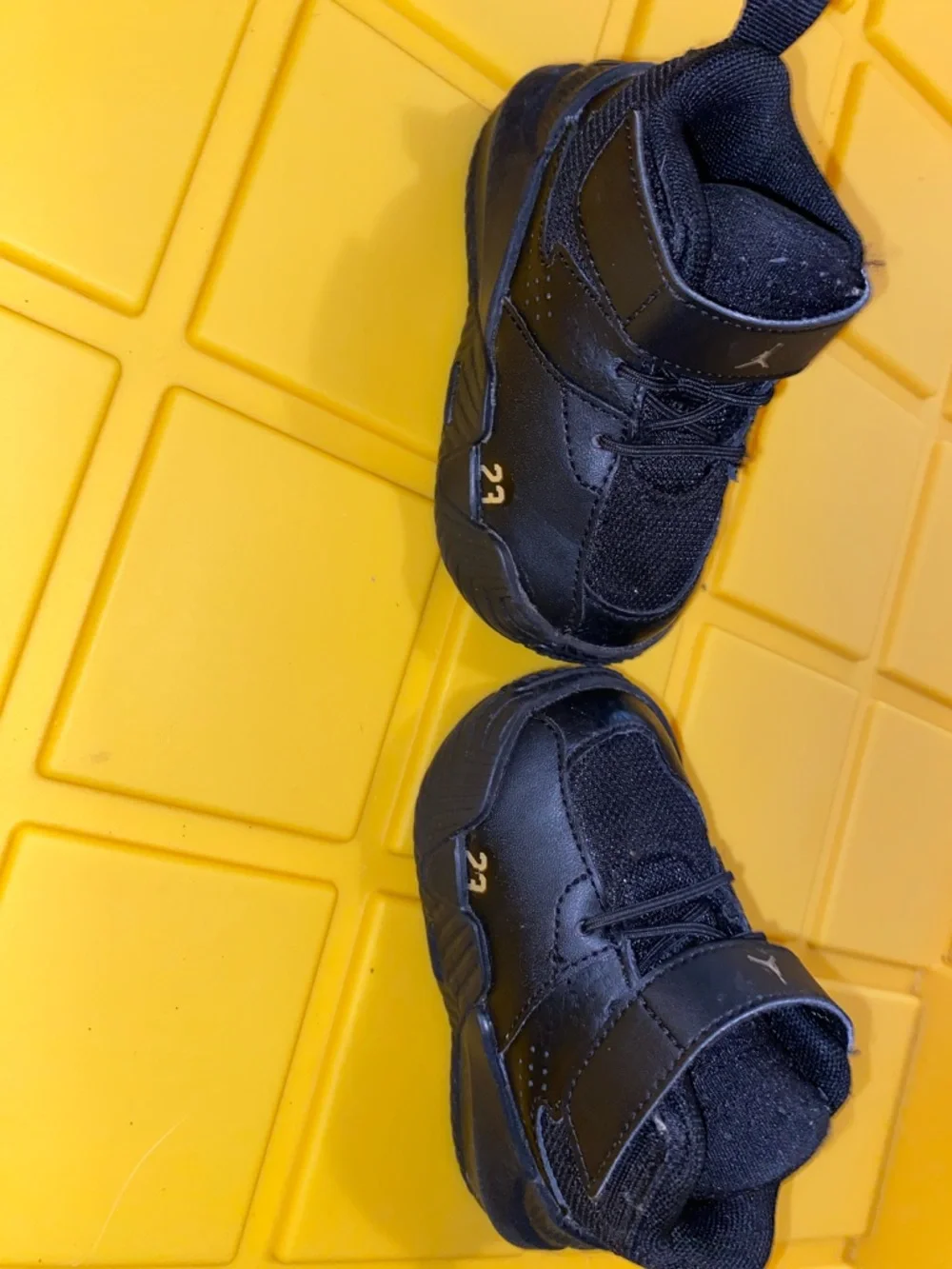 Jordan’s size 4c